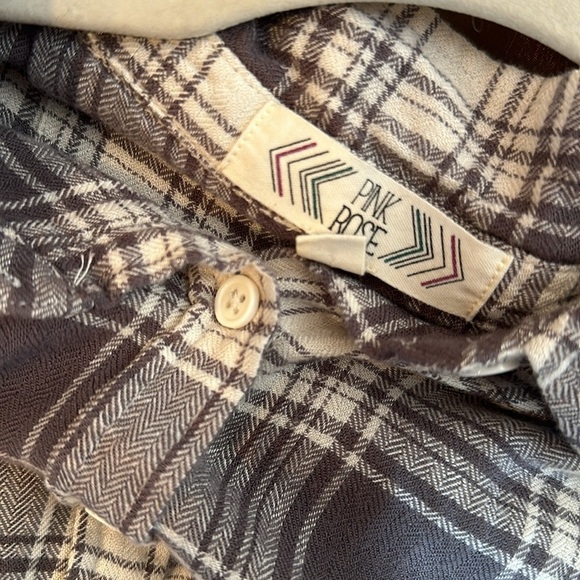 Pink Rose Plaid long sleeve grey and white - Picture 4 of 4